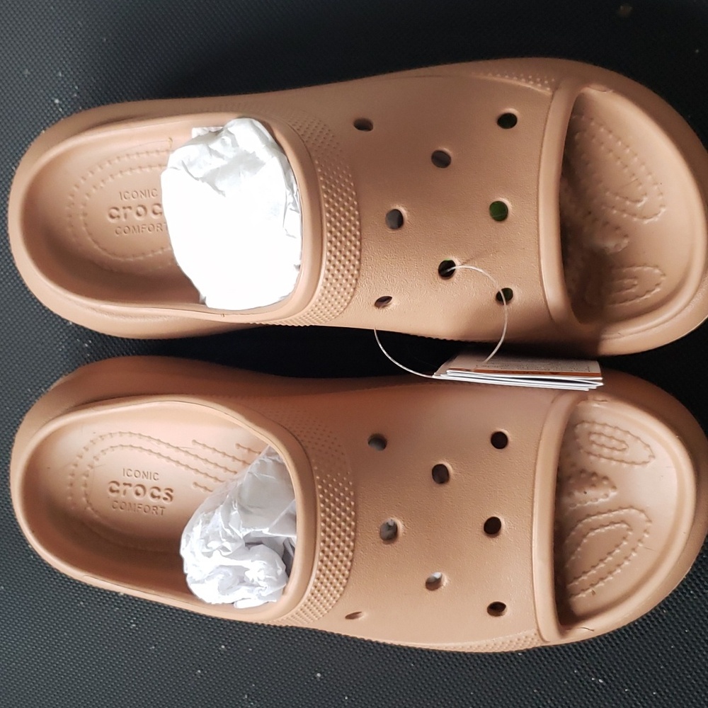 Crocs crush slides, size 7, new